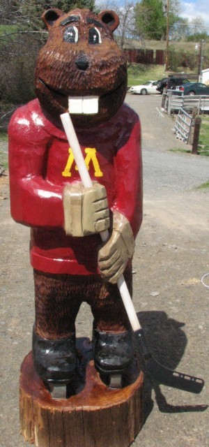 4' Goldy Mascot Carving
