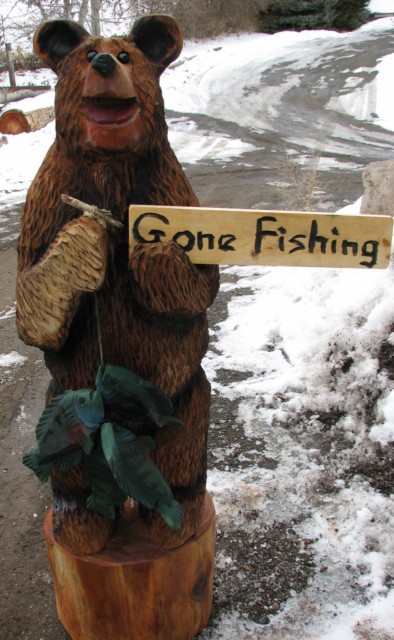 3' Gone Fishing Bear